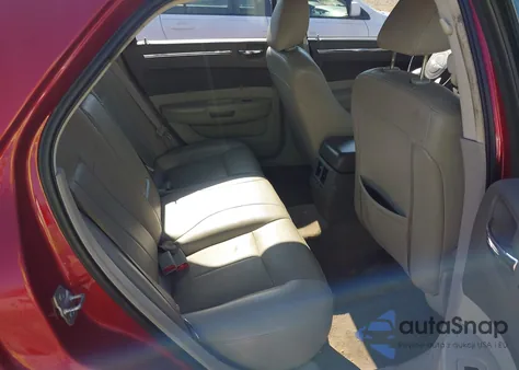 2009 Chrysler 300 Touring из США, поврежденный, VIN 2C3LA53V19H577535